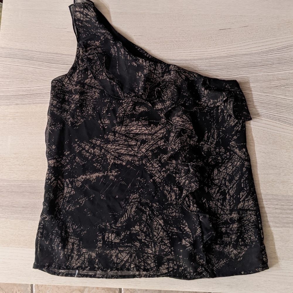 Black and tan medium cold-shoulder top with ruffles